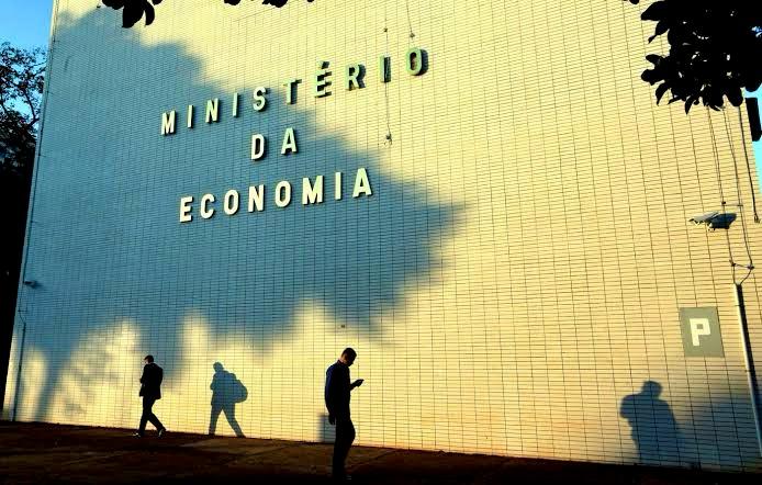 Em 120 dias, gastos públicos federais ultrapassaram R$ 1,7 trilhão; nova ferramenta mostra valor em tempo real